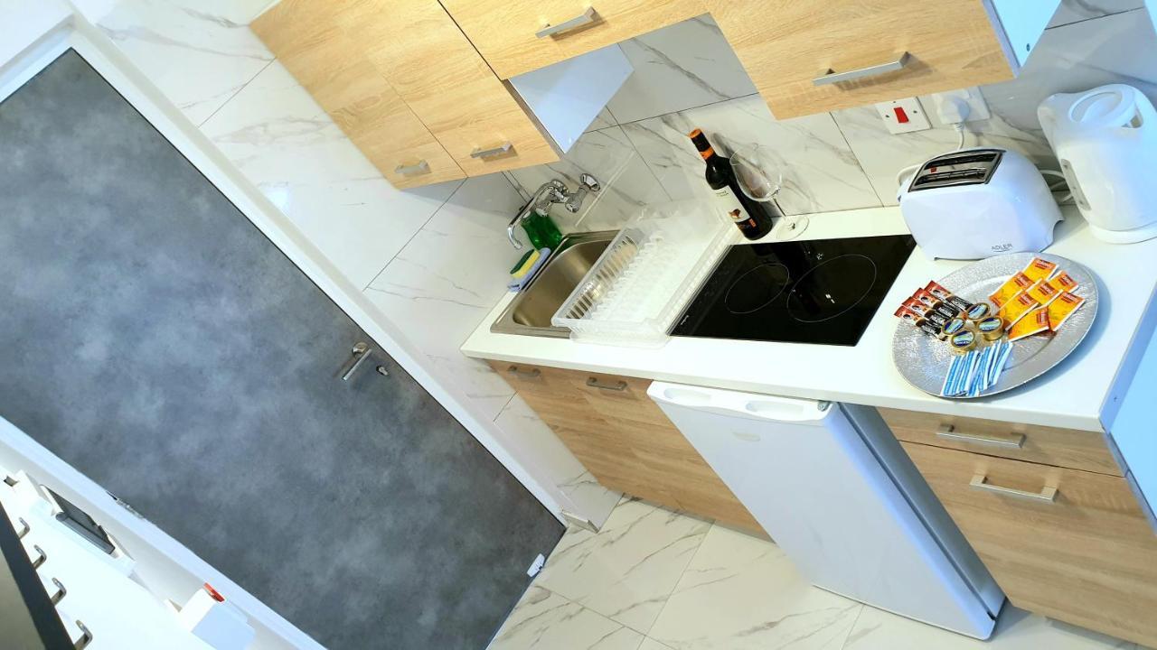 Eleana Apartments Ayía Nápa Extérieur photo